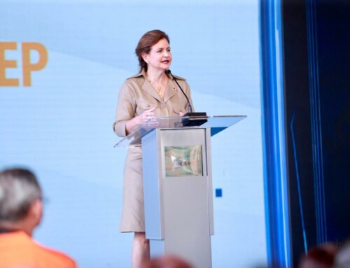 Vicepresidenta Raquel Peña encabeza inauguración de feria INNOVATEP, una fiesta a la innovación técnico profesional