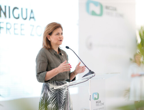 Vicepresidenta encabeza primer picazo expansión Nigua; destaca papel de las zonas francas