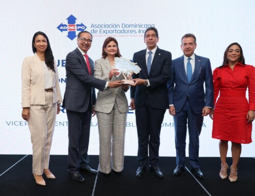 ”Queremos que las mujeres del Cibao lideren con fuerza”, afirma Raquel Peña ante empresarios y exportadores