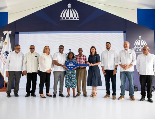 Raquel Peña entrega 40 viviendas a damnificados en San Cristóbal y apertura el Dominican Cigar Center 2025
