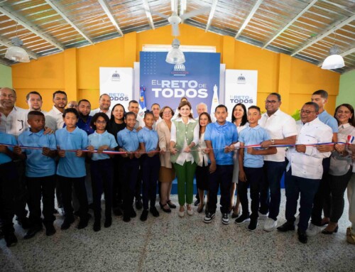 Raquel Peña inaugura nuevas escuelas y activa rutas del transporte estudiantil en Hermanas Mirabal