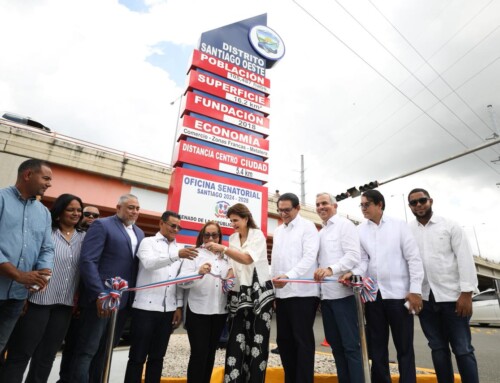 Raquel Peña encabeza inauguración centro del Programa Oportunidad 14-24 y entrega obras en Santiago y Bonao