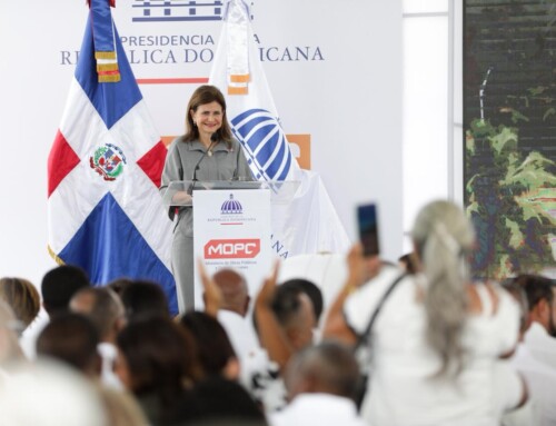 Raquel Peña encabeza entrega del puente sobre el río Veragua en Espaillat