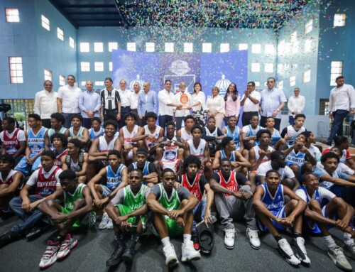 Raquel Peña encabeza inauguración del Torneo de Baloncesto Interbarrial GSD 2026