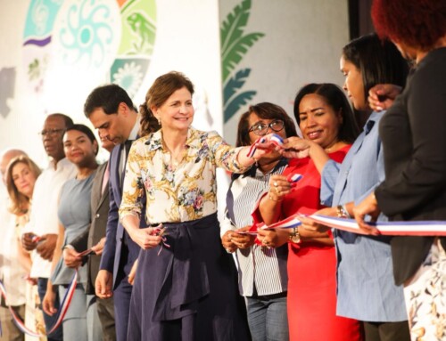 Raquel Peña y Roberto Ángel Salcedo inauguran el Primer Festival Cultural de la Región Enriquillo