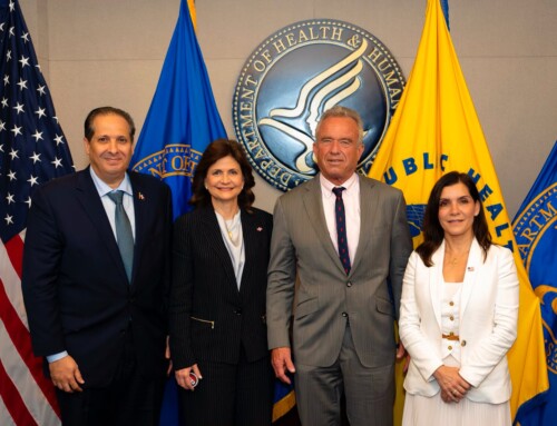Vicepresidenta Peña y ministro Atallah fortalecen cooperación sanitaria con EE.UU. durante reunión con el secretario Robert F. Kennedy Jr.
