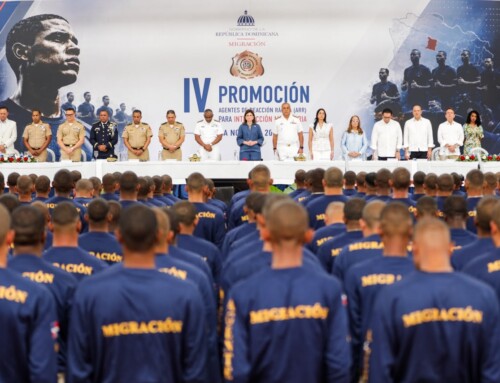 Raquel Peña encabeza graduaciones que impulsan oportunidades para la juventud y fortalecen las instituciones