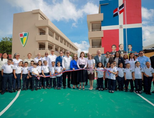 Raquel Peña da inicio al año escolar 2026-2027 en el Cibao bajo el lema “Más listos que nunca