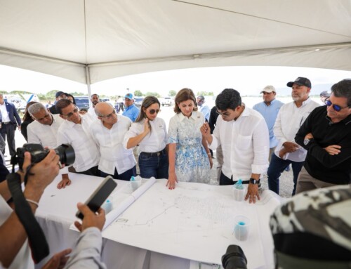 Raquel Peña supervisa obras y da seguimiento a prioridades de las comunidades de Valverde