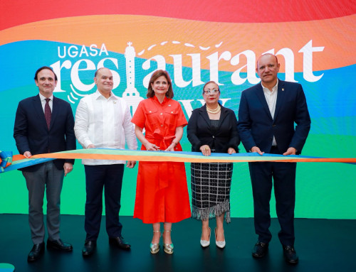 Raquel Peña destaca aporte de la gastronomía al desarrollo económico durante UGASA Restaurant Show 2026