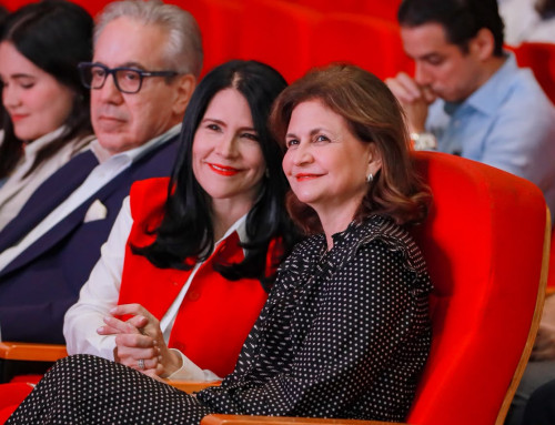 Raquel Peña participa en conferencia sobre prevención y preparación ante terremotos